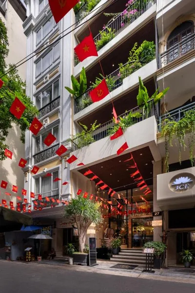 Le Premier Hotel & Rooftop Bar – Photos 8